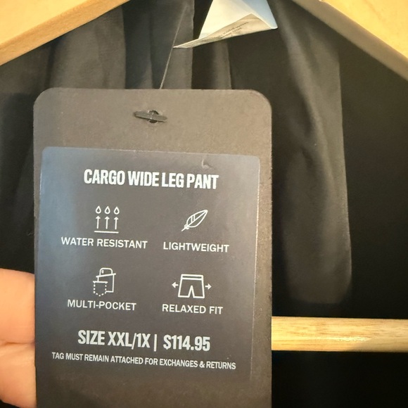 Fabletics Charcoal Wide Leg Cargo Pants - Picture 2 of 5